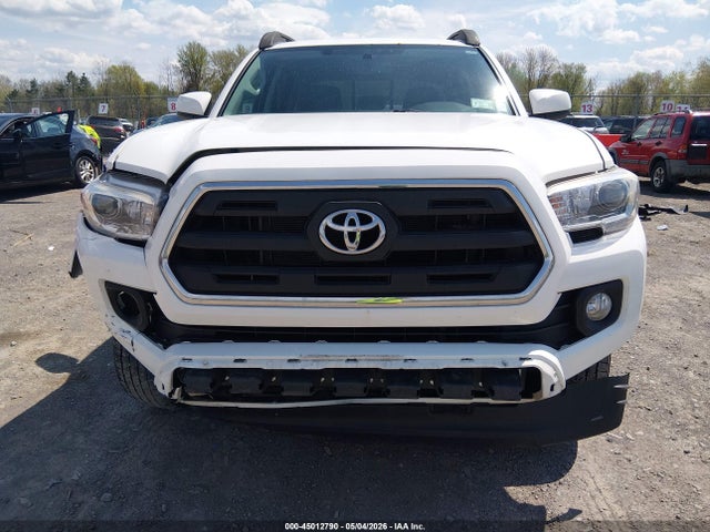 2017 Toyota Tacoma Sr5 V6 მანქანა იყიდება აუქციონზე, vin: 3TMCZ5AN0HM094240, აუქციონის ნომერი: 45012790
