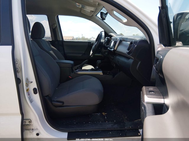 2017 Toyota Tacoma Sr5 V6 მანქანა იყიდება აუქციონზე, vin: 3TMCZ5AN0HM094240, აუქციონის ნომერი: 45012790