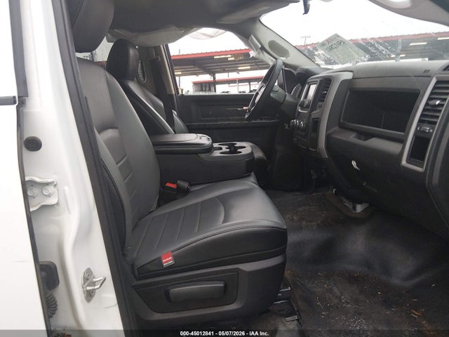 45012841 :رقم المزاد ، 1C6RR6FG9PS592962 vin ، 2023 Ram 1500 Classic Tradesman  4x2 6'4 Box مزاد بيع