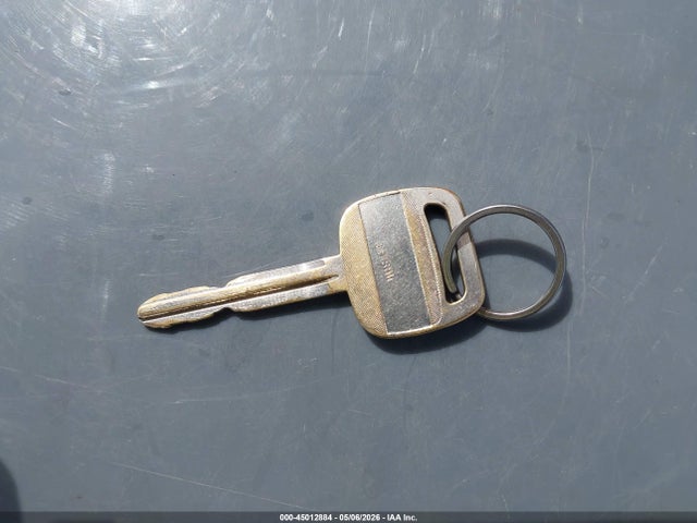 Продажа на аукционе авто 2000 Toyota Camry Le, vin: 4T1BG22K0YU618594, номер лота: 45012884