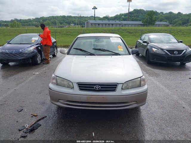 Продажа на аукционе авто 2000 Toyota Camry Le, vin: 4T1BG22K0YU618594, номер лота: 45012884