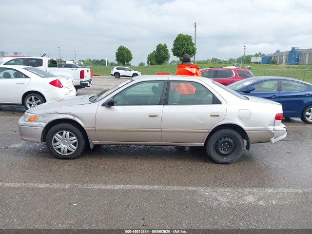 Продажа на аукционе авто 2000 Toyota Camry Le, vin: 4T1BG22K0YU618594, номер лота: 45012884