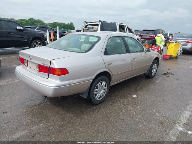 Продажа на аукционе авто 2000 Toyota Camry Le, vin: 4T1BG22K0YU618594, номер лота: 45012884