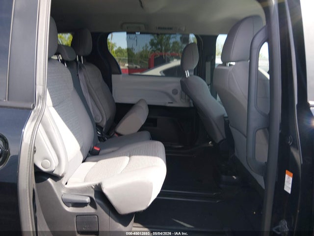 45012893 :رقم المزاد ، 5TDKRKEC4SS240763 vin ، 2025 Toyota Sienna Le مزاد بيع