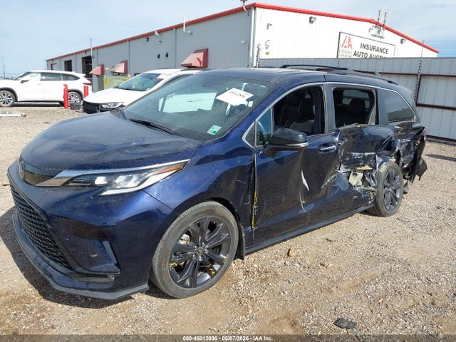 Toyota Sienna Xse 2024 5TDCRKEC7RS200255 Image 2