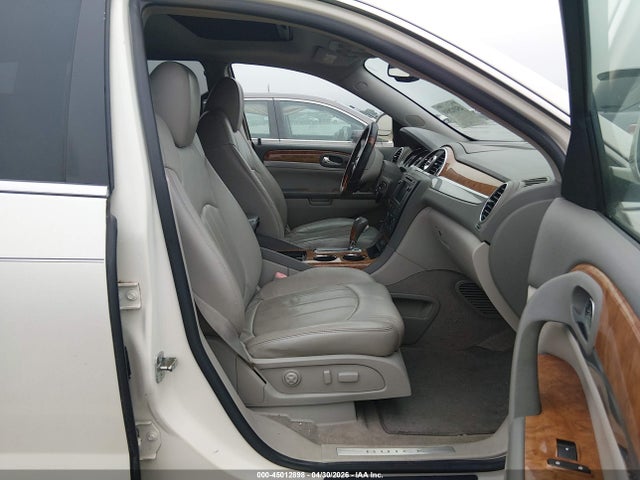 45012898 :رقم المزاد ، 5GAER23718J252833 vin ، 2008 Buick Enclave Cxl مزاد بيع