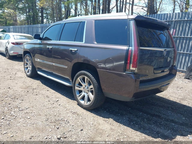 Продажа на аукционе авто 2015 Cadillac Escalade Luxury, vin: 1GYS4BKJ3FR149032, номер лота: 45012913