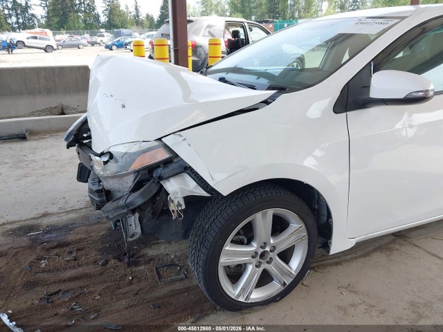 Продажа на аукционе авто 2015 Toyota Corolla S Plus, vin: 5YFBURHE9FP341543, номер лота: 45012980