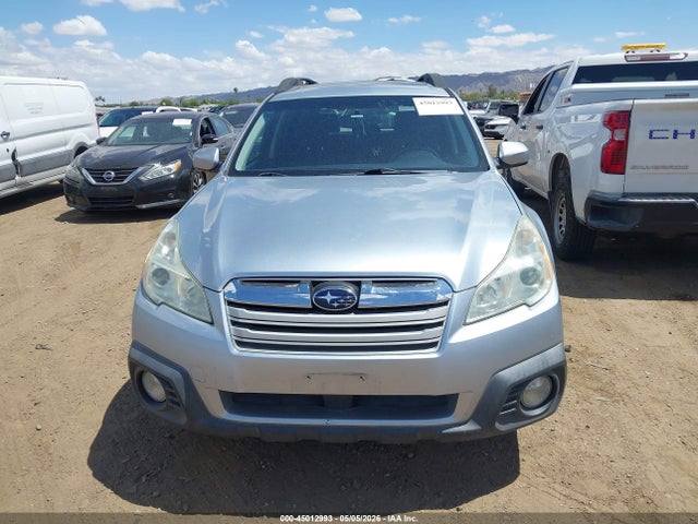45012993 :رقم المزاد ، 4S4BRBGCXD3285364 vin ، 2013 Subaru Outback 2.5i Premium مزاد بيع