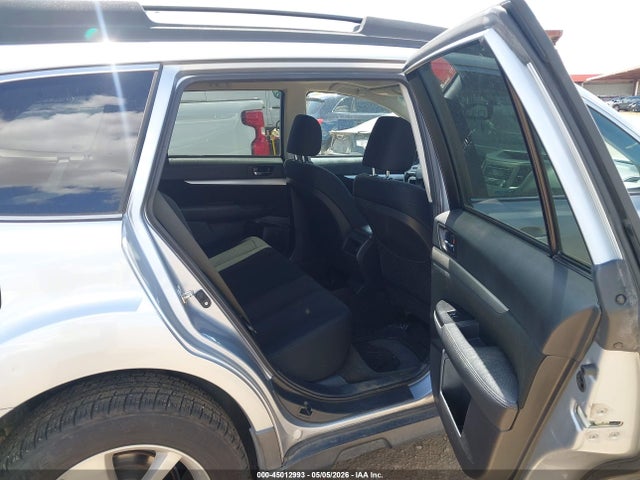 45012993 :رقم المزاد ، 4S4BRBGCXD3285364 vin ، 2013 Subaru Outback 2.5i Premium مزاد بيع