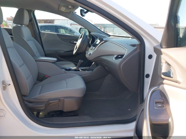 Продажа на аукционе авто 2018 Chevrolet Malibu Lt, vin: 1G1ZD5ST4JF288547, номер лота: 45013010