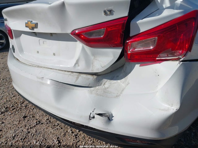 Продажа на аукционе авто 2018 Chevrolet Malibu Lt, vin: 1G1ZD5ST4JF288547, номер лота: 45013010