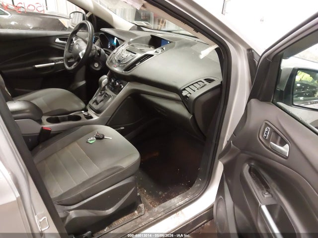 Продаж на аукціоні авто 2016 Ford Escape Se, vin: 1FMCU9GX5GUA89491, номер лоту: 45013014
