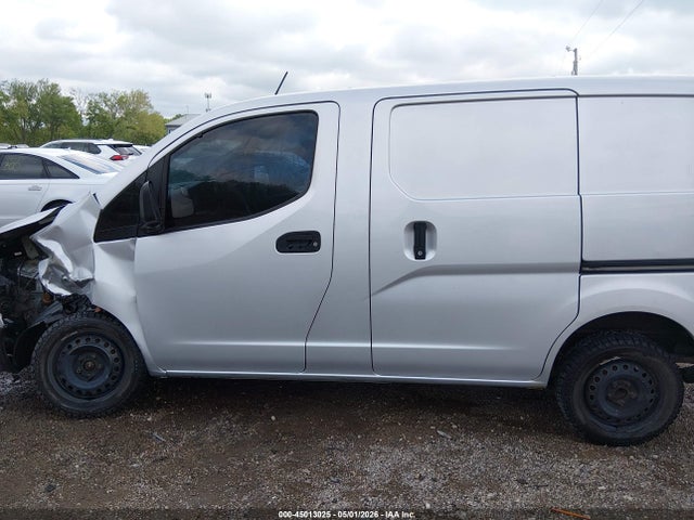 45013025 :رقم المزاد ، 3N63M0ZN6FK714486 vin ، 2015 Chevrolet City Express 1lt مزاد بيع