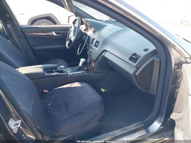 45013033 :رقم المزاد ، WDDGF8BB0BA499962 vin ، 2011 Mercedes-benz C 300 Sport 4matic مزاد بيع