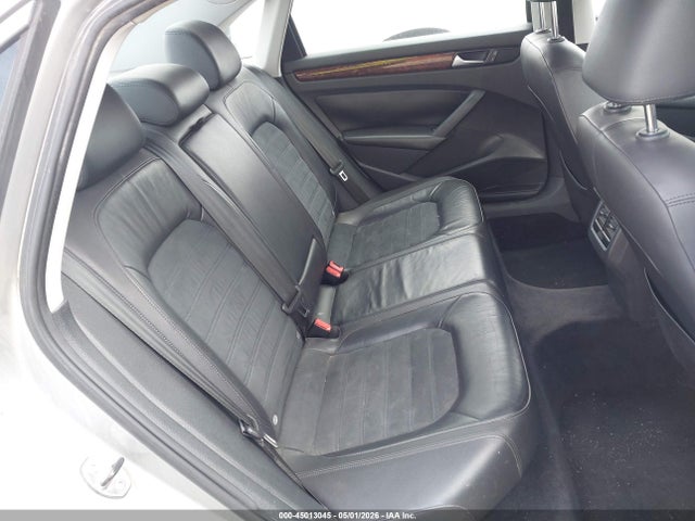 45013045 :رقم المزاد ، 1VWCN7A39DC052714 vin ، 2013 Volkswagen Passat 2.0l Tdi Sel Premium مزاد بيع