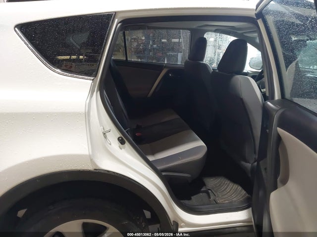 2T3RFREV3EW174713 Toyota Rav4 Xle