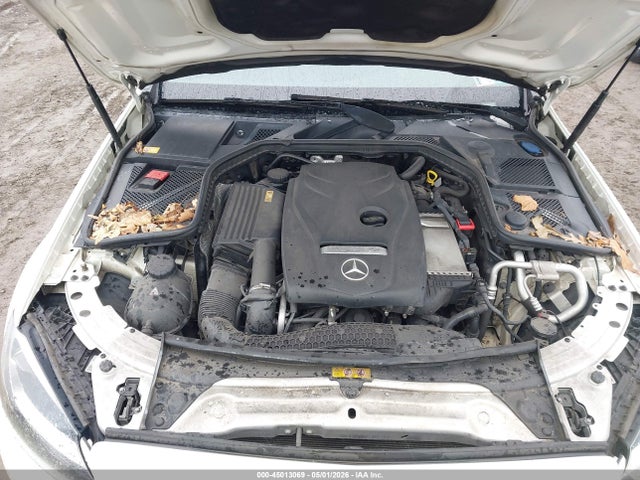 Продажа на аукционе авто 2015 Mercedes-benz C 300 4matic, vin: 55SWF4KBXFU041002, номер лота: 45013069