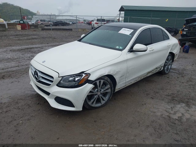 Продажа на аукционе авто 2015 Mercedes-benz C 300 4matic, vin: 55SWF4KBXFU041002, номер лота: 45013069