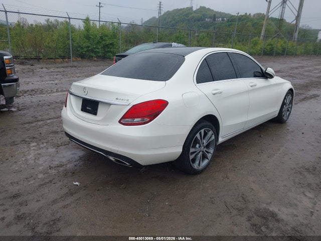 Продажа на аукционе авто 2015 Mercedes-benz C 300 4matic, vin: 55SWF4KBXFU041002, номер лота: 45013069