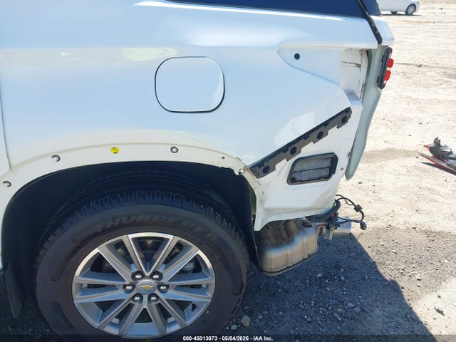 45013073 :رقم المزاد ، 1GNERGKW3NJ170657 vin ، 2022 Chevrolet Traverse Fwd Lt Cloth مزاد بيع