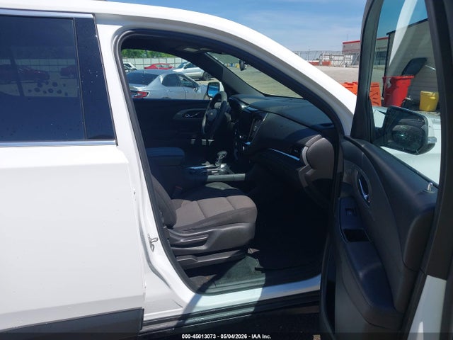 45013073 :رقم المزاد ، 1GNERGKW3NJ170657 vin ، 2022 Chevrolet Traverse Fwd Lt Cloth مزاد بيع