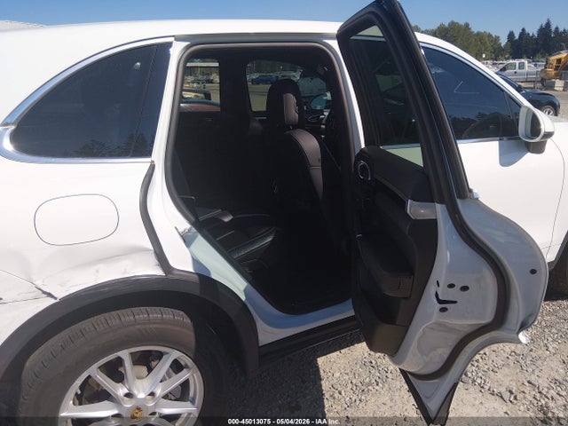 Porsche Cayenne 2016 WP1AA2A22GKA10149 Image 8