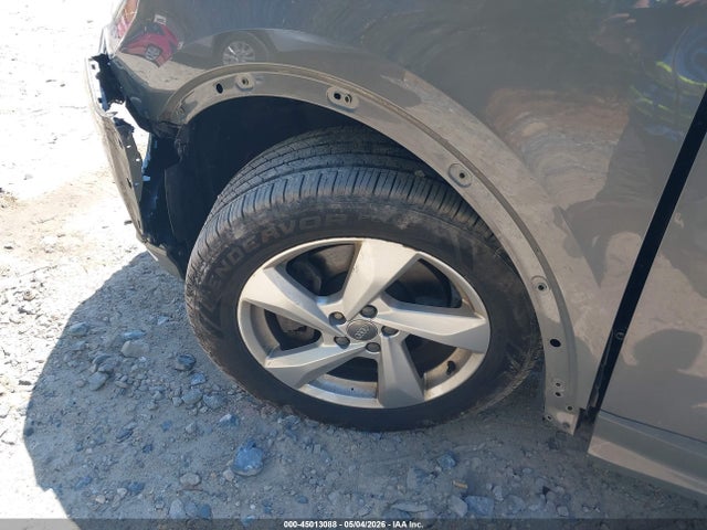Продаж на аукціоні авто 2020 Audi Q3 Premium Plus 45 Tfsi Quattro Tiptronic, vin: WA1BECF34L1066878, номер лоту: 45013088