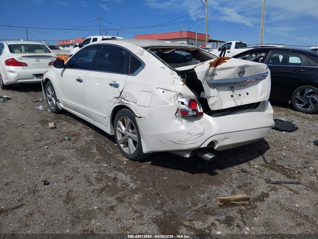 2015 Nissan Altima 2.5 Sv მანქანა იყიდება აუქციონზე, vin: 1N4AL3AP4FC162607, აუქციონის ნომერი: 45013094