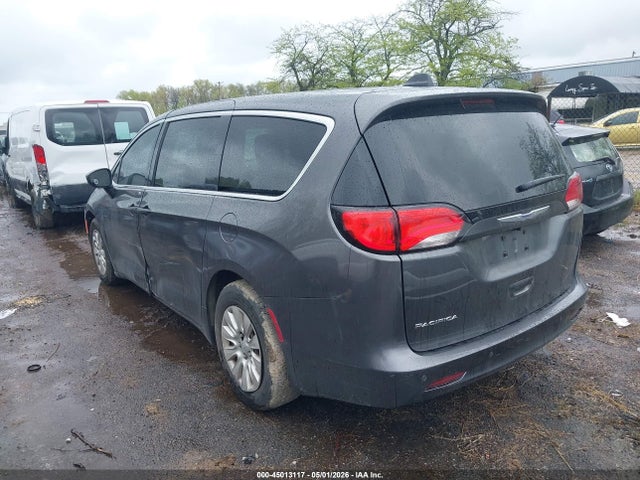 2019 Chrysler Pacifica L მანქანა იყიდება აუქციონზე, vin: 2C4RC1AG6KR561697, აუქციონის ნომერი: 45013117