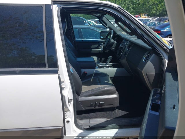 45013136 :رقم المزاد ، 1FMJU1J58BEF57376 vin ، 2011 Ford Expedition Xlt مزاد بيع