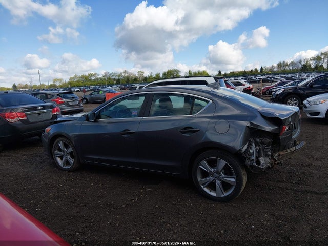 45013170 :رقم المزاد ، 19VDE1F75DE017556 vin ، 2013 Acura Ilx 2.0l مزاد بيع