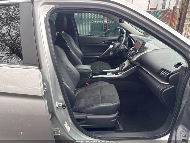 Продаж на аукціоні авто 2022 Mitsubishi Eclipse Cross Se S-awc/se Special Edition S-awc/sel S-awc/sel Special Edition S-awc, vin: JA4ATWAA6NZ000877, номер лоту: 45013182