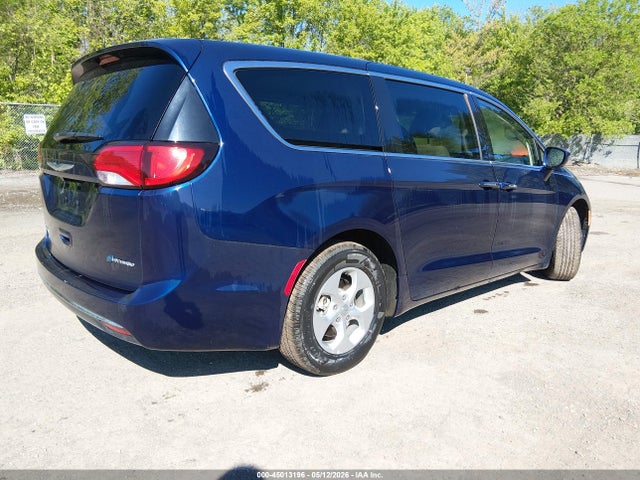 45013196 :رقم المزاد ، 2C4RC1H71HR765080 vin ، 2017 Chrysler Pacifica Hybrid Touring Plus مزاد بيع