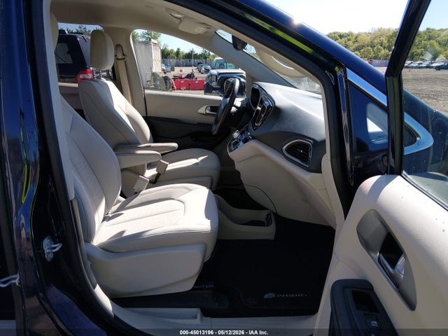 45013196 :رقم المزاد ، 2C4RC1H71HR765080 vin ، 2017 Chrysler Pacifica Hybrid Touring Plus مزاد بيع