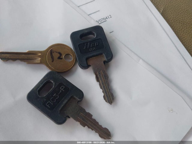 45013199 :رقم المزاد ، 4X4TWBF24FU006797 vin ، 2015 Forest River Other مزاد بيع