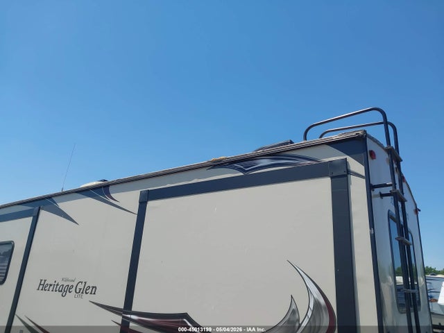 45013199 :رقم المزاد ، 4X4TWBF24FU006797 vin ، 2015 Forest River Other مزاد بيع