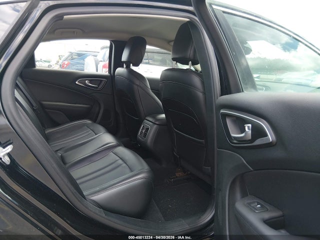 Продажа на аукционе авто 2017 Chrysler 200 Limited Platinum, vin: 1C3CCCAGXHN503698, номер лота: 45013224