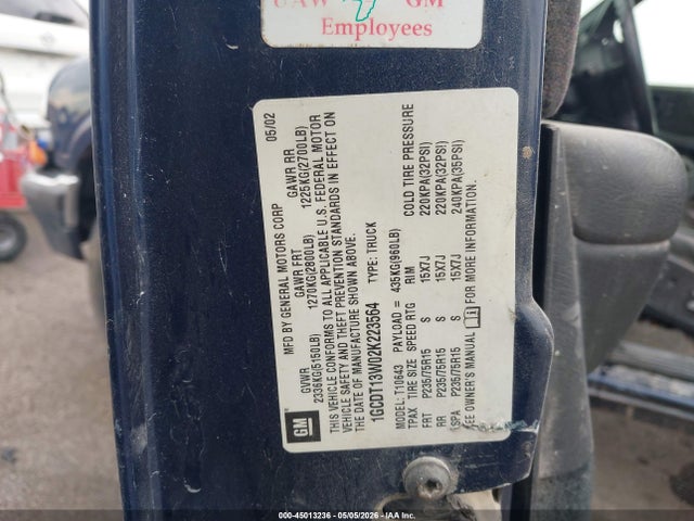 45013236 :رقم المزاد ، 1GCDT13W02K223564 vin ، 2002 Chevrolet S-10 Ls مزاد بيع