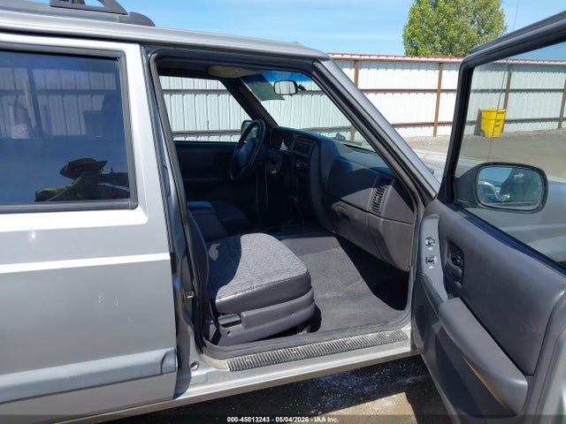Aukcja sprzedaży 2001 Jeep Cherokee Sport, vin: 1J4FF48S01L617351, numer aukcji: 45013243