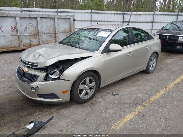 45013261 :رقم المزاد ، 1G1PC5SB3E7105611 vin ، 2014 Chevrolet Cruze 1lt Auto مزاد بيع