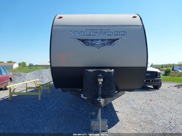Auction sale of the 2020 Forest River Wildwood 27re Travel Trailer, vin: 4X4TWDC2XL8806671, lot number: 45013273
