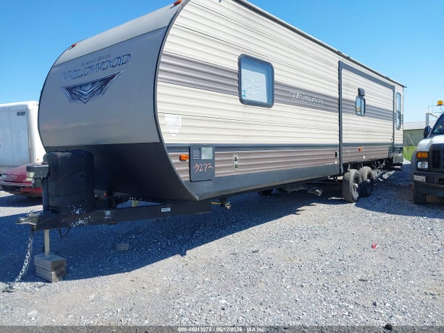 Auction sale of the 2020 Forest River Wildwood 27re Travel Trailer, vin: 4X4TWDC2XL8806671, lot number: 45013273