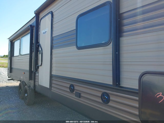 Auction sale of the 2020 Forest River Wildwood 27re Travel Trailer, vin: 4X4TWDC2XL8806671, lot number: 45013273