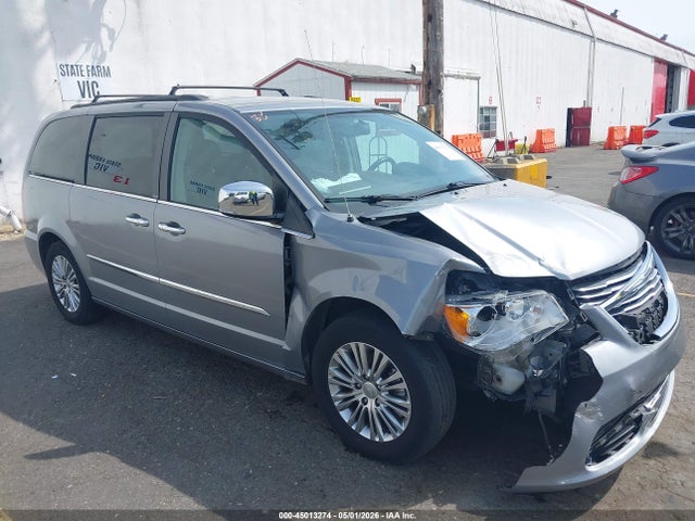 Продаж на аукціоні авто 2013 Chrysler Town & Country Touring-l, vin: 2C4RC1CG8DR778149, номер лоту: 45013274