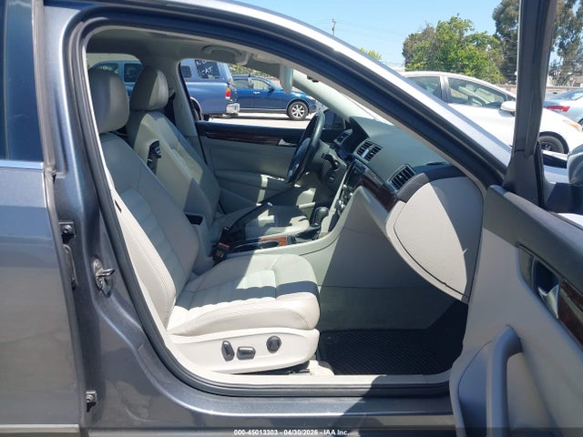 Aukcja sprzedaży 2013 Volkswagen Passat 2.0l Tdi Sel Premium, vin: 1VWCN7A35DC036039, numer aukcji: 45013303