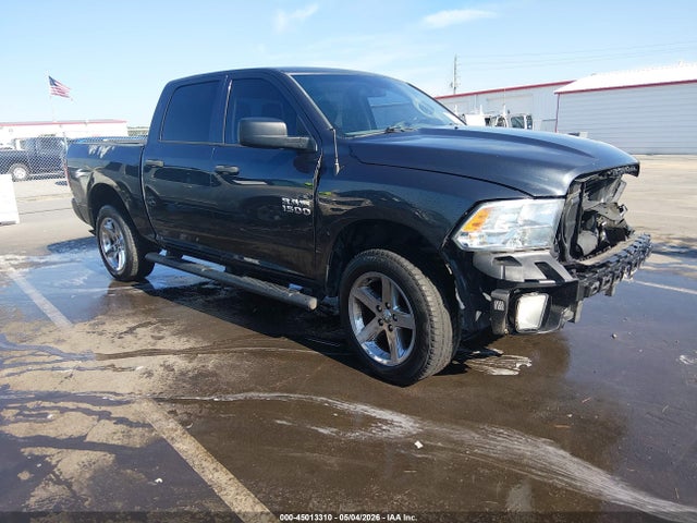 Aukcja sprzedaży 2017 Ram 1500 Express  4x4 5'7 Box, vin: 1C6RR7KG4HS669928, numer aukcji: 45013310