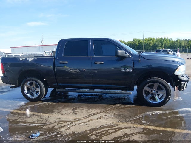 Продажа на аукционе авто 2017 Ram 1500 Express  4x4 5'7 Box, vin: 1C6RR7KG4HS669928, номер лота: 45013310
