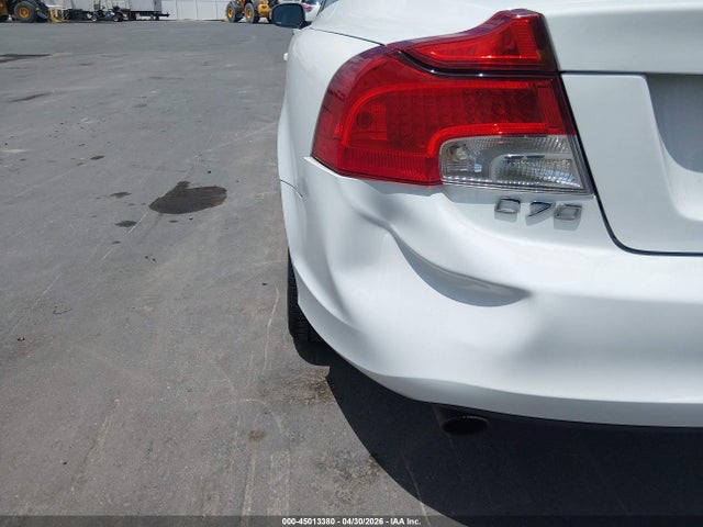 2012 Volvo C70 T5/t5 Platinum/t5 Premier Plus მანქანა იყიდება აუქციონზე, vin: YV1672MC5CJ126787, აუქციონის ნომერი: 45013380