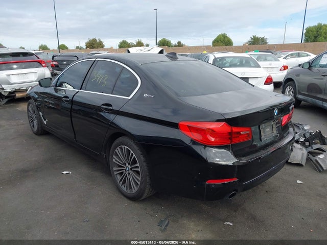 WBAJA9C59KB389738 BMW 530e Iperformance